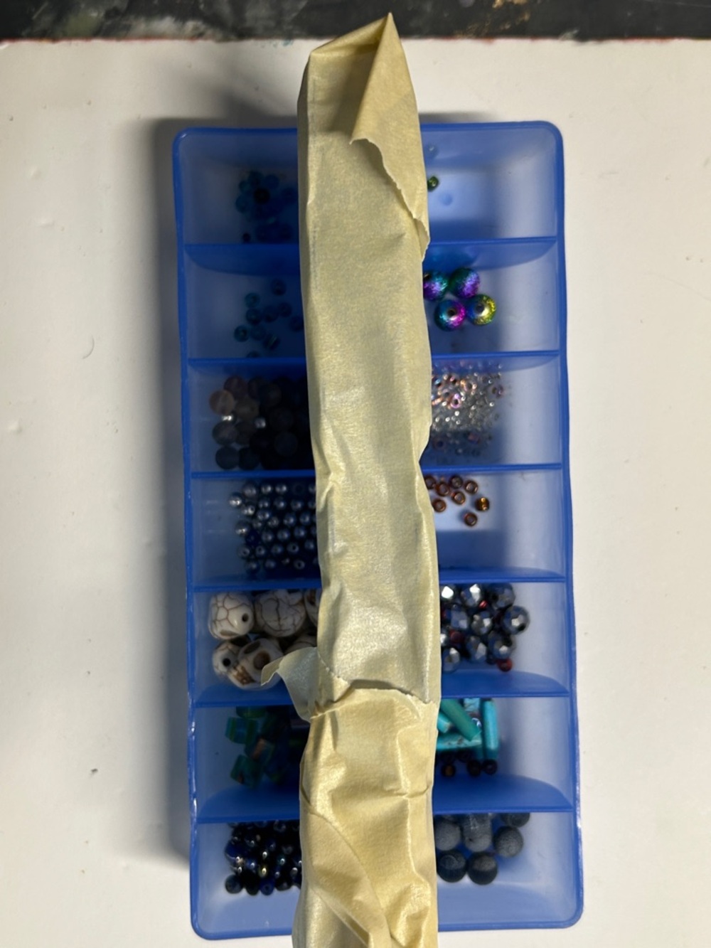 Assorted Jewelry-Making Supplies Kit – Black, Silver, Blue, Gold, Copper - Picture 7 of 13